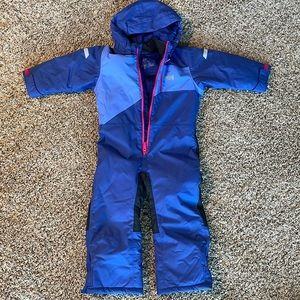 Helly Hansen snowsuit. 4T
